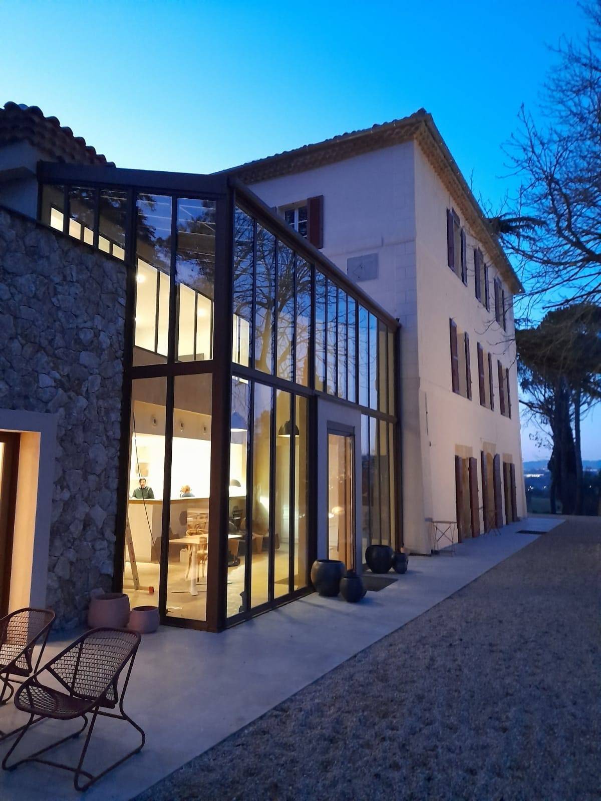 Création de verrière en acier sur mesure à Aix-en-Provence