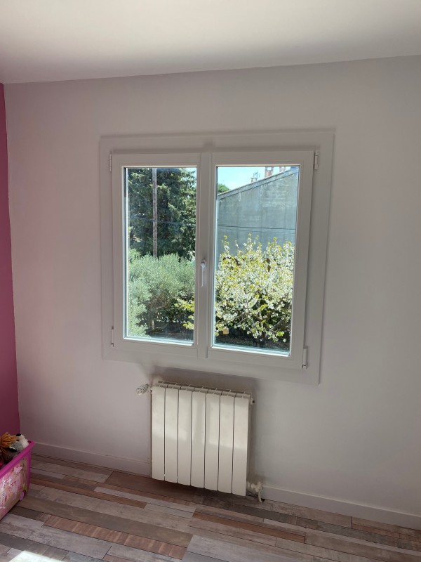 Fenêtre PVC Qfort triple vitrage à Pelissanne près de Aix en Provence 