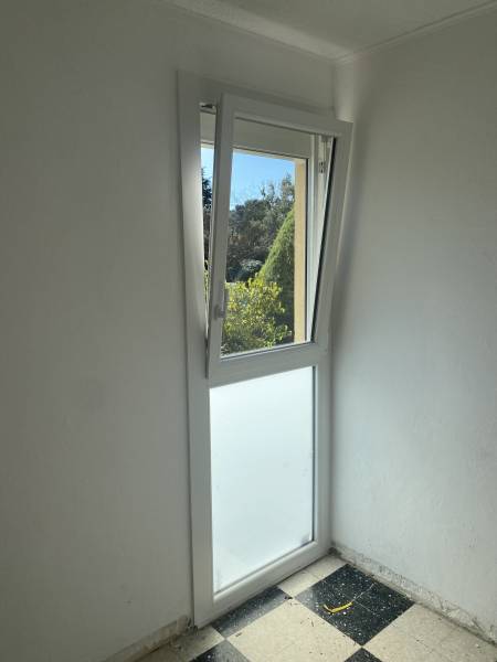 Fenêtre PVC Qfort en rénovation au pennes Mirabeau près de marseille